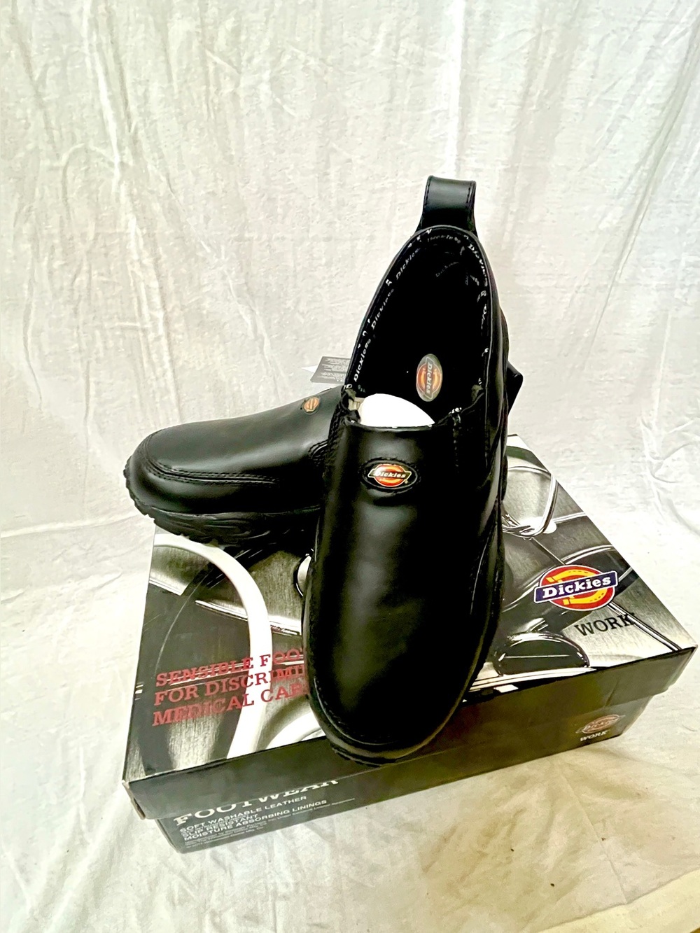 Dickies Black Leather Slip-On Medical Work Clogs Shoes Women’s size 7.5